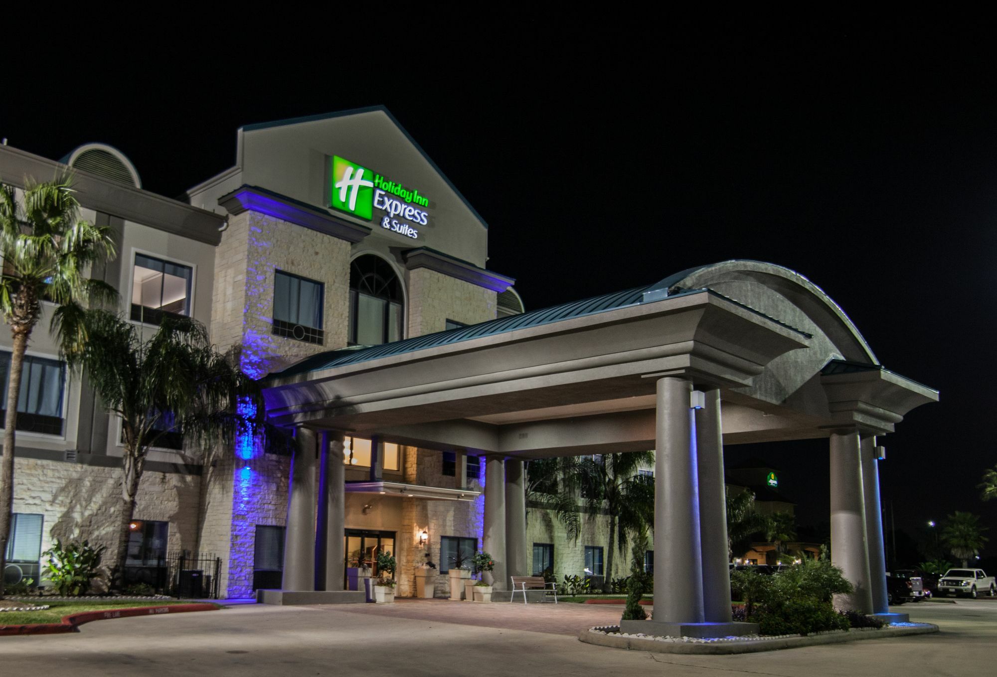 Holiday Inn Express Houston-Alvin By Ihg Exterior photo
